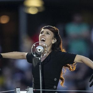Zaz participe à la cérémonie d'ouverture de la Coupe du monde de rugby France 2023 avant le match de la poule A entre la France et la Nouvelle-Zélande au Stade de France à Saint-Denis, en banlieue parisienne, le 8 septembre 2023. Photo par Eliot Blondet/ABACAPRESS.COM