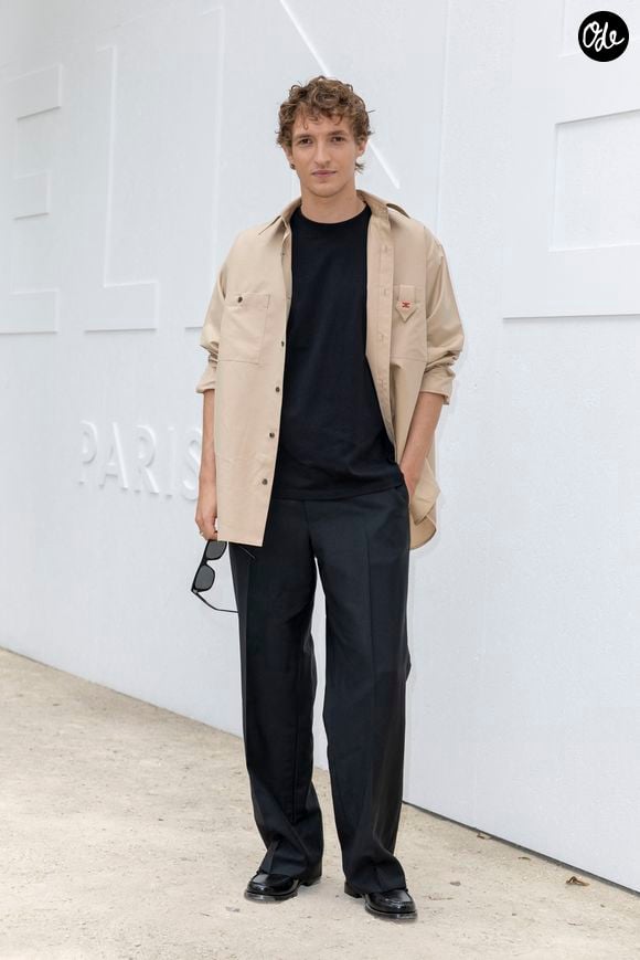 Exclusif - Aliocha Schneider - Photocall du défilé Celine "Collection Homme Prêt-à-Porter Printemps/Eté 2027" lors de la Fashion Week de Paris, le 27 juin 2026.

© Olivier Borde/Bestimage