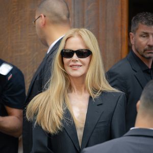 Nicole Kidman - au défilé Balenciaga "Collection Haute Couture Automne/Hiver 2025-2026" lors de la Fashion Week de Paris, le 9 juillet 2025.
© Florian Lavielle/Bestimage
