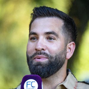 Kendji Girac en concert lors du festival de musique du Printemps de Perouges au Chateau de Saint-Maurice-de-Remens le 29 juin 2025. © Sandrine Thesillat / PsNewZ / Bestimage