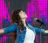 Cette chanteuse, c’était Indila comme a pu le confirmer le Parisien par la suite.
Indila lors du M6 Live organisé à Issy-Les-Moulineaux, France, le 14 juin 2014. Photo par Laurent Zabulon/ABACAPRESS.COM