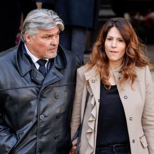 David Douillet et sa femme Vanessa - Sorties des obsèques de Jean-Pierre Pernaut en la Basilique Sainte-Clotilde à Paris le 9 mars 2022. © Cyril Moreau/Bestimage