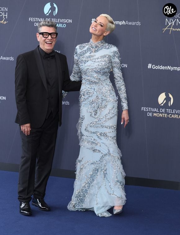 En couple depuis un moment maintenant, les tourtereaux ont prouvé qu'ils étaient toujours aussi amoureux et inséparables.

Marc Lavoine et sa compagne Adriana Karembeu lors de la cérémonie de clôture du 65e Festival de télévision de Monte-Carlo, le 16 juin 2026.

© Denis Guignebourg / Bestimage