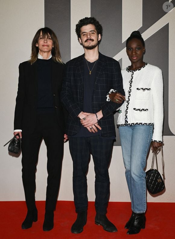 Exclusif - Sophie Marceau, Vincent Zulawski et Eye Haïdara - Photocall de l'avant-première du film "Les Trois Mousquetaires : D'Artagnan" aux Invalides à Paris le 21 mars 2023.

© Guirec / Moreau / Jacovides / Bestimage