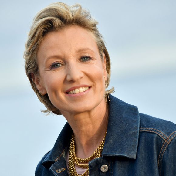 Alexandra Lamy pour le film Louise Violet. - Sixième édition du festival Cinéroman dédié aux adaptations cinématographiques de roman à Nice le 1er octobre 2024. © Dominique Jacovides - Bruno Bebert / Bestimage