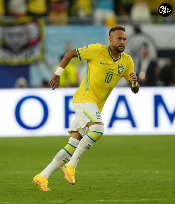 La star brésilienne, fidèle à son surnom "Le Prince", dévoile un projet audacieux qui va révolutionner le marché du vin au Brésil. 

24 juin 2026, Boston, Aarhus, États-Unis : NEYMAR JR du Brésil observe le jeu lors de la Coupe du Monde de la FIFA 2026 : Écosse - Brésil. (Crédit image : © Ulrik Pedersen/ZUMA Press Wire)