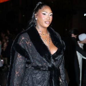 Aya Nakamura - Célébrités au Défilé Chanel, Collections Prêt-à-porter Printemps / Eté 2026, dans le cadre de la Fashion Week de Paris. Au Grand Palais à Paris, France, le 06 Octobre 2025. 

© Bertrand Rindoff / Bestimage