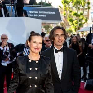 Fils aîné de Carole Bouquet, Dimitri Rassam s'avère être plein de surprises...

Dimitri Rassam et sa mère Carole Bouquet assistent à la projection de 'Megalopolis', dans le cadre de la 77e édition du Festival de Cannes, à Cannes, France. Photo par Ammar Abd Rabbo/ABACAPRESS.COM