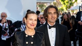 Carole Bouquet : Son fils Dimitri Rassam, producteur de renom, a un parrain star à Hollywood