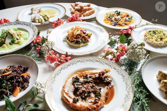 C'est aussi un restaurant tenu par un chef qui honore la cuisine italienne

Claudia Cardinale et sa fille Claudia Squitieri vivent ensemble à Nemours dans une maison historique devenue un lieu culturel, une résidence d'artiste, qui abrite aussi un restaurant et des gîtes.