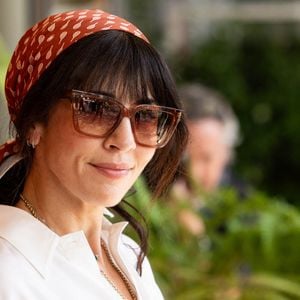 Bien qu'elle s'épanouisse dans la fiction, elle confirme que la musique reste essentielle à sa vie et prépare un retour sur scène pour 2027.

Nolwenn Leroy au village lors des Internationaux de France de Tennis de Roland Garros 2026. Paris, le 28 mai 2026.
© Jacovides / Moreau / Bestimage