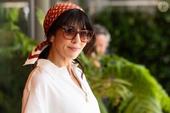 Bien qu'elle s'épanouisse dans la fiction, elle confirme que la musique reste essentielle à sa vie et prépare un retour sur scène pour 2027.

Nolwenn Leroy au village lors des Internationaux de France de Tennis de Roland Garros 2026. Paris, le 28 mai 2026.
© Jacovides / Moreau / Bestimage