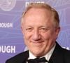 Avec cette acquisition, PPR intègre une maison rentable, réalisant 170 millions d'euros de chiffre d'affaires en 2010 et bénéficiant d'une forte notoriété internationale. 

François-Henri Pinault lors de la 12e cérémonie des Breakthrough Prize au Barker Hangar à Santa Monica, le 18 avril 2026. © Photo Press Service / BESTIMAGE