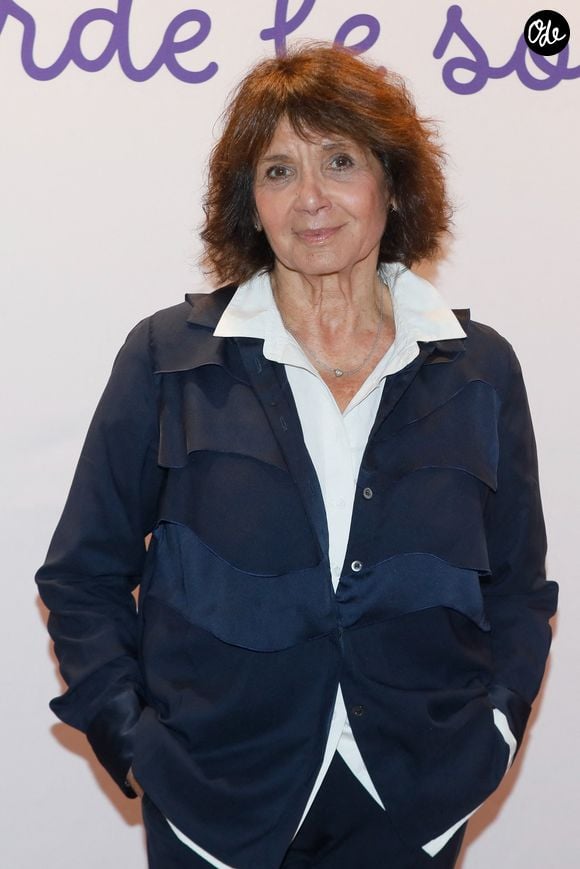 "Tu as traversé le monde telle une comète : présente un très court instant, mais dont la lumière continue de briller longtemps après son passage", a par ailleurs indiqué la mère de Laurette Fugain.

Stéphanie Fugain - Avant-première du clip "Je garde le sourire" réalisé pour l’Association Laurette Fugain dans le cadre de sa nouvelle campagne de sensibilisation au cinéma Mac Mahon à Paris le 15 octobre 2024. © Christophe Clovis / Bestimage