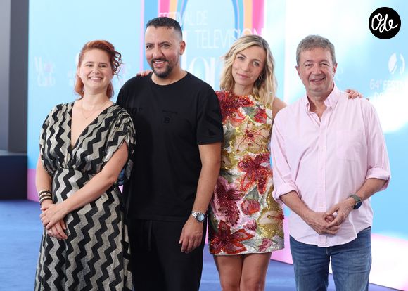Éloïde Poux, Majid Berhila, Amélie Etasse, Frédéric Bouraly lors du photocall de « Scènes de ménages » au Grimaldi Forum lors du 64e Festival de télévision de Monte-Carlo le 14 juin 2025. © Denis Guignebourg/Bestimage