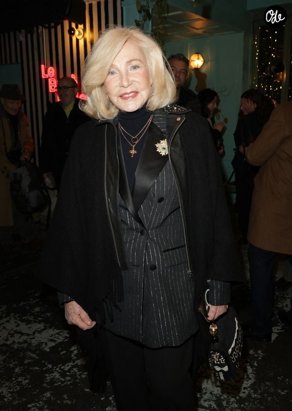 Michèle Torr - La ministre de la Culture Rachida Dati remet les insignes de l’ordre des Arts et des Lettres à Mine Vergès et Virginie Clerico-Patsouris suite à la présentation d'un plan de soutien et de reconnaissance des cabarets au Moulin Rouge à Paris le 21 janvier 2025. © Coadic Guirec/Bestimage