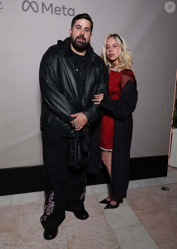 Exclusif - Artus et sa compagne Kim Higelin lors de la soirée anniversaire des 25 ans de la Terrasse de Albane pendant le 79ème Festival International du Film de Cannes, France, le 15 mai 2026. © Denis Guignebourg/Bestimage