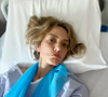 C'est d'ailleurs depuis l'établissement qu'elle s'est dévoilée, précisant y avoir été transportée d'urgence par les pompiers.
Celine Vitcoq, ancienne actrice de "Plus belle la vie" sur Instagram