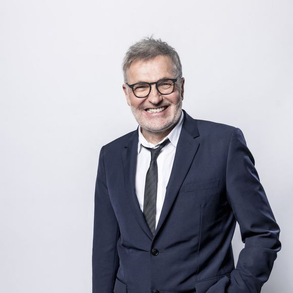 Exclusif - Laurent Ruquier - Studio - Enregistrement de l'émission "La chanson secrète", présentée par N.Aliagas et diffusée le 29 décembre sur TF1
© Guillaume Gaffiot-Cyril Moreau / Bestimage