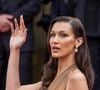 Au Festival de Cannes, certaines personnalités n'ont pas froid aux yeux. Chaque année, sur le tapis rouge qui mène au Palais des festivals, les badauds et, surtout, les photographes du monde entier se délectent des célébrités qui auront la tenue la plus... osée !
Bella Hadid - Montée des marches du film "The Apprentice" lors du Festival International du Film de Cannes, au Palais des Festivals à Cannes. © Olivier Borde / Bestimage