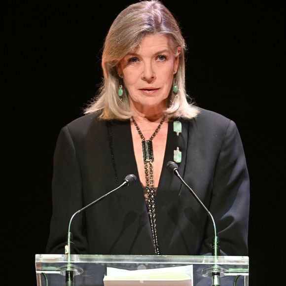 La princesse Caroline de Hanovre et sa fille Charlotte Casiraghi ont assisté à la cérémonie de proclamation de l'édition 2025 des Prix de la Fondation Prince Pierre à l'opéra Garnier à Monaco, le 14 octobre 2025.
 © Bruno Bebert / Bestimage