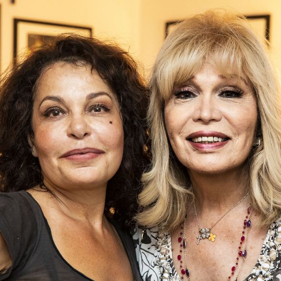 Isabelle Mergault, Amanda Lear - Festival de Ramatuelle - La raison d'Aymé. Le 5 Août 2018. Photo par Cyril Bruneau / Festival de Ramatuelle / Bestimage
