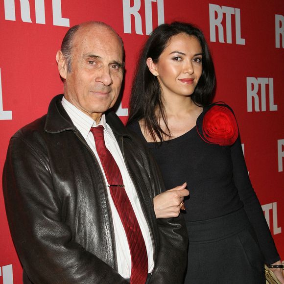 Guy Marchand et sa dernière femme arrivent à la soirée de célébration du 30ème anniversaire de l'émission 'Les Grosses Tetes' qui s'est tenue au premier étage de la Tour Eiffel à Paris, France, le 5 avril 2007. Photo par Denis Guignebourg/ABACAPRESS.COM