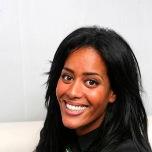 Amel Bent 2013 - Portrait JLPPA / Bestimage