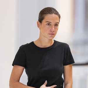 L'information a été révélée par Deadline ce mercredi 19 août.
Adèle Exarchopoulos - Sortie du procès du rappeur Doums accusé de violences conjugales par Adèle Exarchopoulos au palais de justice de Paris, France, le 29 juin 2026. © Pierre Perusseau/Bestimage
