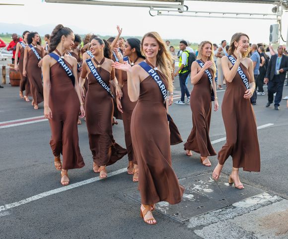Les 30 Miss régionales lors de leur voyage en Martinique avant la cérémonie Miss France 2026. Photo par SIPA/Laurent Vu via Bestimage