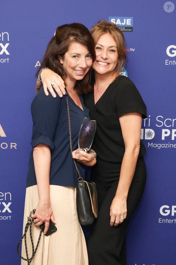 Lors de cette première édition, le groupe Webedia, dont fait partie "Purepeople", a multiplié les récompenses. 


Exclusif - Shirley Bousquet - Première édition du Multi Screen Grand Prix : une célébration inédite de la création audiovisuelle française dans le cadre prestigieux du Pullman Paris Tour Eiffel sous la présidence de S. Martin (Directeur Général de l'ARPP : l'Autorité de Régulation Professionnelle de la Publicité et également Président de La Fabrique des Formats) et animée par E. Eméyé (journaliste et présentatrice).
Cet événement a rassemblé les professionnels de l'audiovisuel autour d'une ambition commune : mettre à l'honneur l'excellence de la création française tous formats confondus. Paris le 12 juin 2025 - © Jack Tribeca / Bestimage