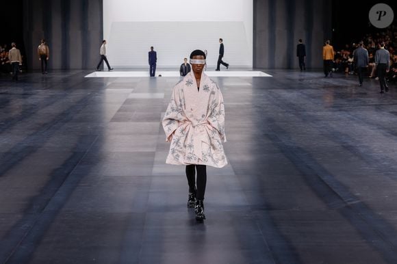Défilé Dior Homme à l'École-Militaire lors de la semaine de la mode masculine automne/hiver 2025-2026 à Paris, France, le 24 janvier 2025.