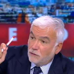 Pascal Praud dans L'Heure des Pros sur CNews