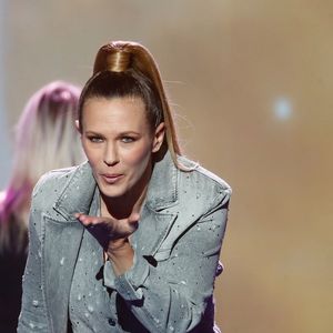 Après la chanson et la comédie, Lorie Pester se lance un nouveau défi !

Lorie Pester (Laure Pester) - Surprises - Enregistrement de l'émission "La Boîte à Secrets N°19" dans les studios de la Cité du Cinéma à Saint-Denis, présentée par F.Bollaert sur France 3
© Christophe Clovis / Bestimage
