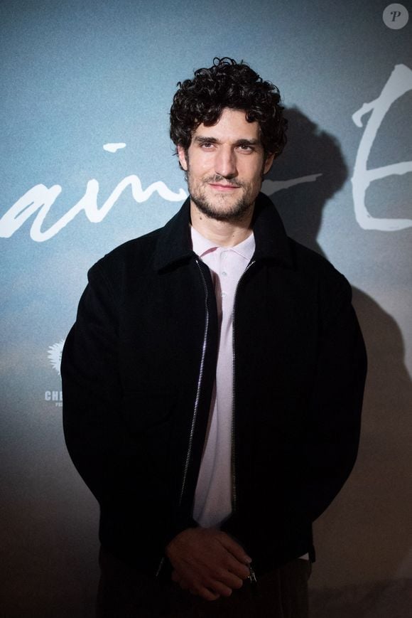 Louis se sent très libre là-bas et confie être très à l'aise avec l'hystérie des Italiens.

Louis Garrel assiste à l'avant-première de Saint-Ex au cinéma Pathe Wepler à Paris, France, le 19 novembre 2024. Photo par Aurore Marechal/ABACAPRESS.COM