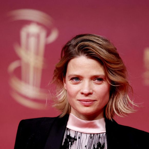 Mélanie Thierry au photocall de la cérémonie de clôture de la 22ème édition du Festival International du Film de Marrakech, Maroc, le 6 décembre 2025. © Dominique Jacovides/Bestimage