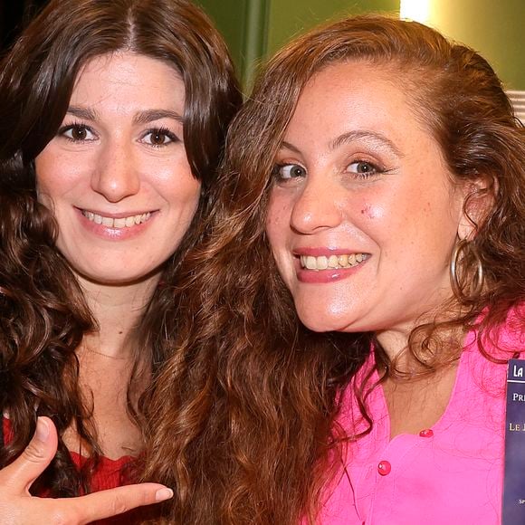 Exclusif - Lys Santellani alias Lys et la chanteuse Saka - Générale du spectacle "Psych&Lyrique" à la Comédie Saint-Michel à Paris le 13 septembre 2025. © Cédric Perrin/Bestimage
