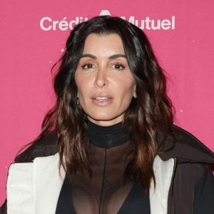 Jenifer Bartoli au photocall de la cérémonie des Prix Tetu 2024 au Trianon à Paris le 3 décembre 2024. © Jack Tribeca - Coadic Guirec / Bestimage