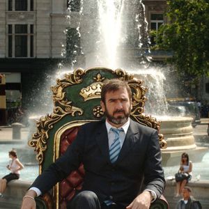 L'ancien joueur de football français, Eric Cantona, était le roi sur le terrain de football mais semble aller trop loin lors de la promotion en ligne à Trafalgar Square à Londres, Royaume-Uni, le 9 juin 2008. Photo par Marc Larkin/LFI/Cameleon/ABACAPRESS.COM