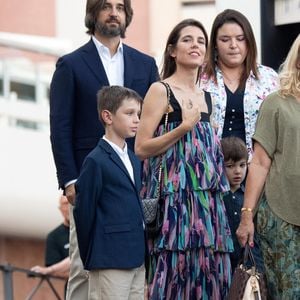 Charlotte Casiraghi, Dimitri Rassam, Raphael Elmaleh et Balthazar Rassam lors du traditionnel pique-nique de Monaco le 9 septembre 2023 à Monaco. Photo Pierre Villard/Pool/ABACAPRESS.COM