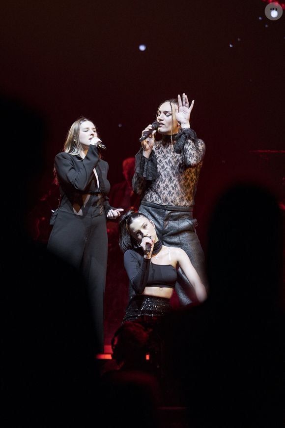 Djebril Slatni, Lénie Vacher et Héléna Bailly lors du concert de la Star Academy à Lyon, le 15/03/24. Photo par Sandrine Thesillat / Panoramic