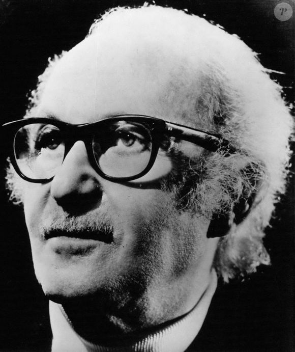 Qui fut ni plus ni moins son mentor

Nov. 11, 1976 - 75e anniversaire de Lee Strasberg : Le 17 novembre 1976.
 (Credit Image: © Keystone Press Agency/ZUMA Press Wire)