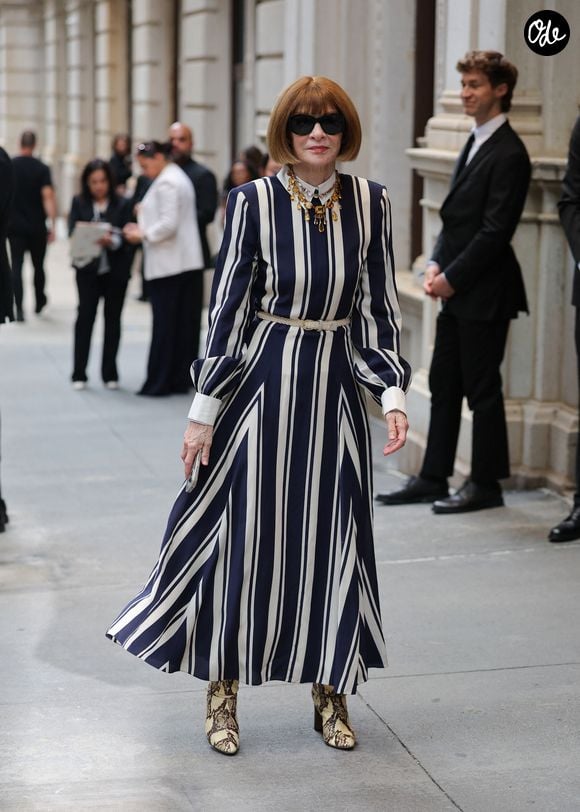 Anna Wintour au défilé Ralph Lauren, collection prêt-à-porter printemps/été 2027 à New York, le 9 septembre 2026. Crédit photo : Backgrid USA / Bestimage
