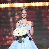 Hinaupoko Devèze élue Miss France 2026 : cette ancienne Miss et son célèbre mari milliardaire n'y sont pas pour rien !