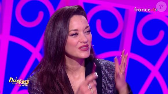 Capture d'écran de l'émission Drag Race France diffusée le 17 juillet 2025.