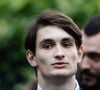 Le 30 juillet dernier, il a partagé ses clichés de Tolède sur Instagram.
Aurélien Enthoven - La famille et les soutiens de Nicolas Sarkozy se sont réunis devant son domicile le jour de son incarcération à la prison de la Santé à Paris le 21 octobre 2025. © Moreau / Jacovides / Bestimage