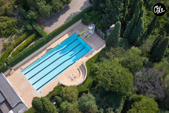 Cette propriété de 182 hectares a appartenu à la famille Mallard, héritière de Monoprix.

Le Domaine des Aspres, dans le sud de la France, est à vendre.