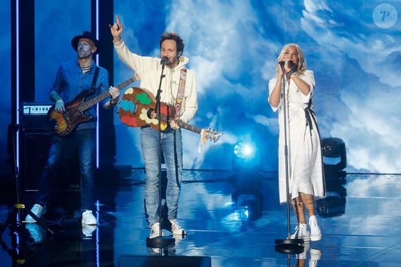 Exclusif - Vianney (Vianney Bureau), Zazie (Isabelle de Truchis de Varennes) - Enregistrement de l'émission "La fête de la Chanson française" au Dôme à Paris, présentée par L.Thilleman et A.Manoukian, et diffusée le 22 décembre sur France 3
© Christophe Clovis / Bestimage