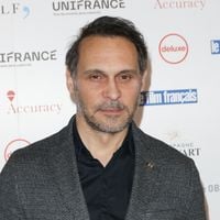 "Pas les mots" : Une grande comédienne a perdu la vie à 66 ans, Marina Foïs secouée par l'annonce de l'acteur Yannick Choirat