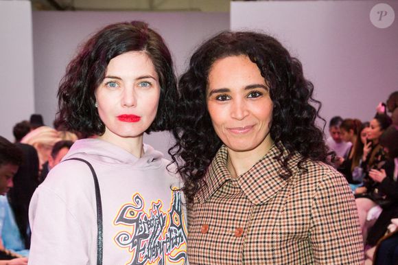 Delphine Chaneac et Aida Touihri assistent au défilé Alianna Liu lors de la semaine de la mode féminine automne/hiver 2020-2021 à Paris le 27 février 2020. Photo par Nasser Berzane/ABACAPRESS.COM